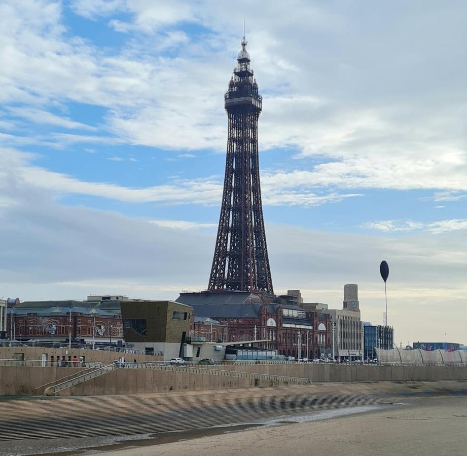 Beverley Dean - Children Over 5 Years Welcome - Continental Breakfast Bed and Breakfast Blackpool Exterior foto